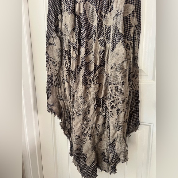 XCVI Gingham Asymmetrical Hem Maxi Dress W Embroidered Flowers XL - Picture 2 of 6